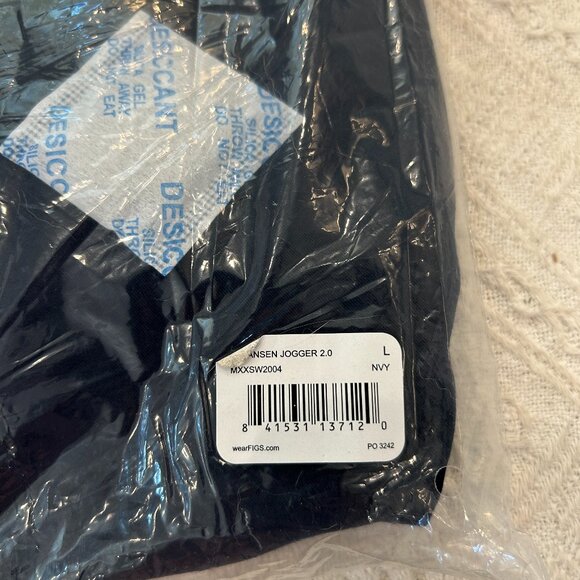 **NEW W TAGS** FIGS Tansen Jogger Scrub Pants in NAVY - Picture 4 of 5